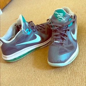 Nike Lebron 9 Easter (low)